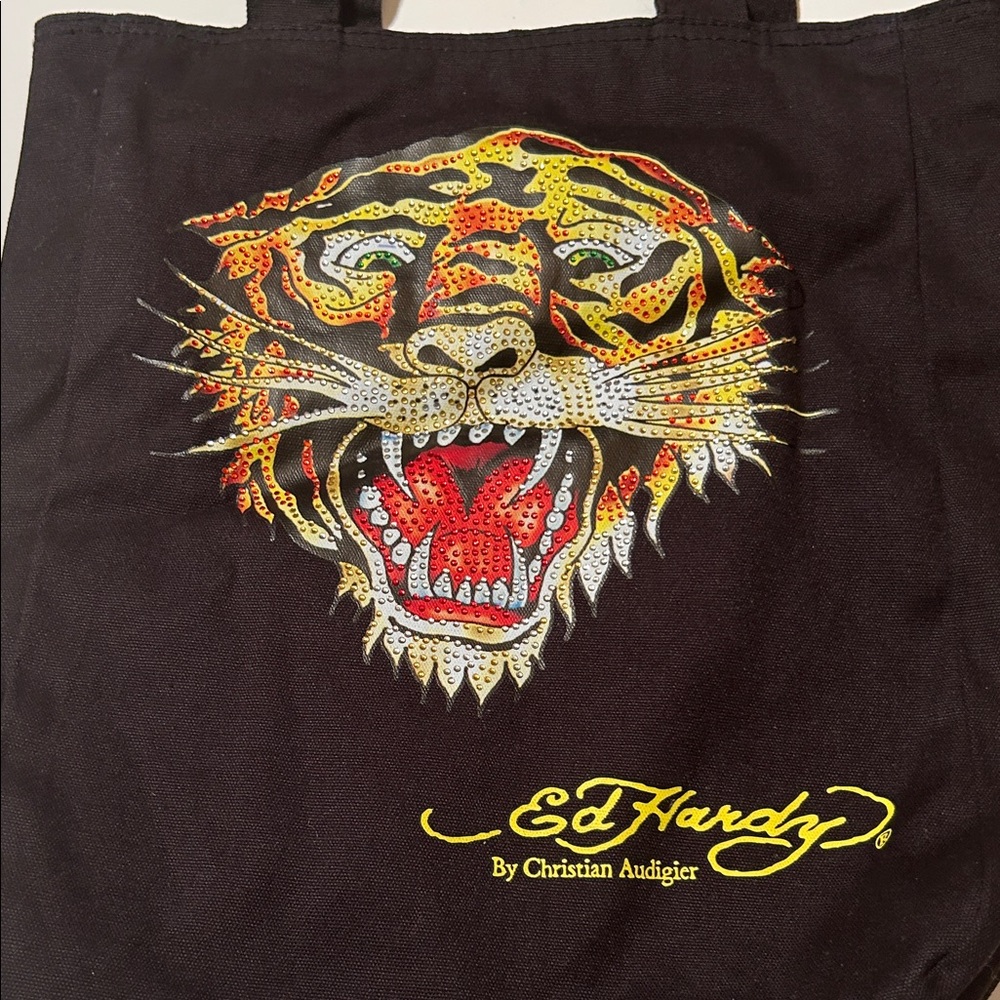 Ed Hardy Black Tote with Fierce Tiger Graphic - Picture 6 of 9